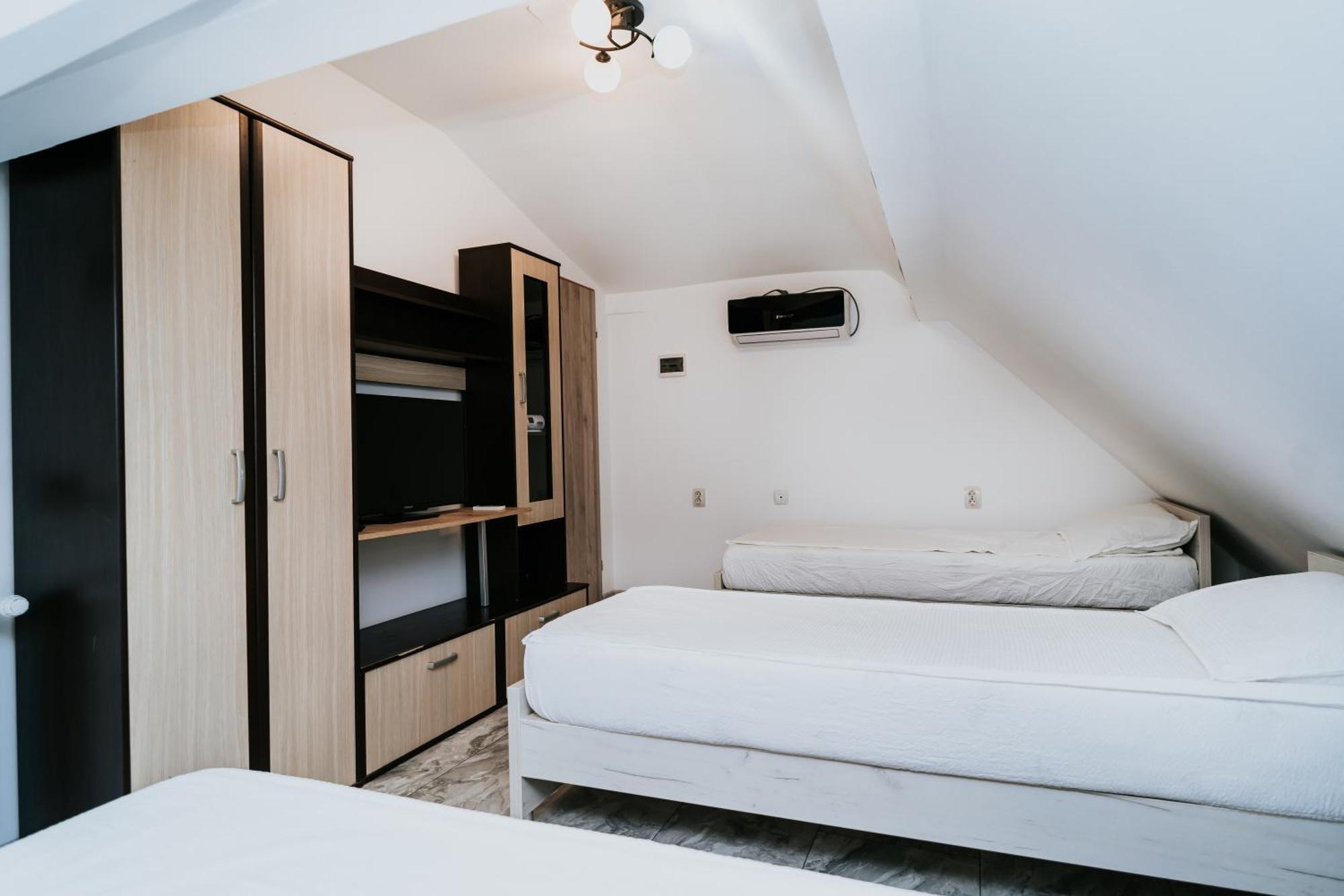 Apartment Attic Sibiu Luaran gambar