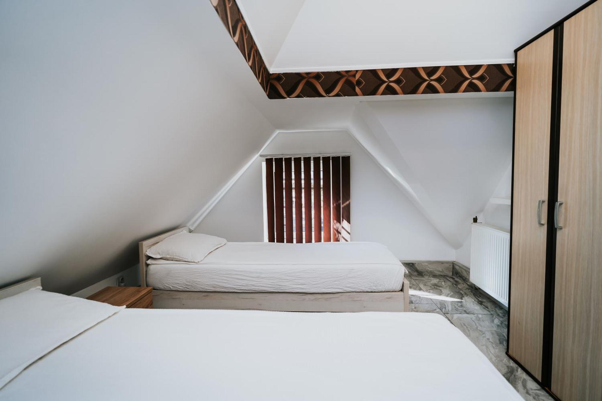 Apartment Attic Sibiu Luaran gambar